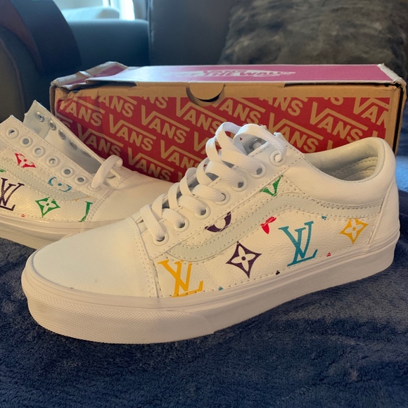 Custom Vans - LV Rainbow Old Skools - Picture 3 of 6